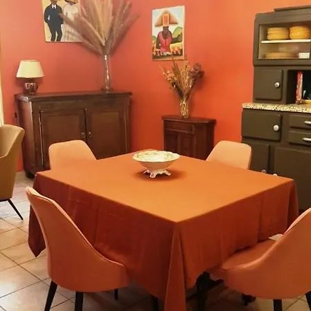 Apartamento Petit Patio En Centre Nimes