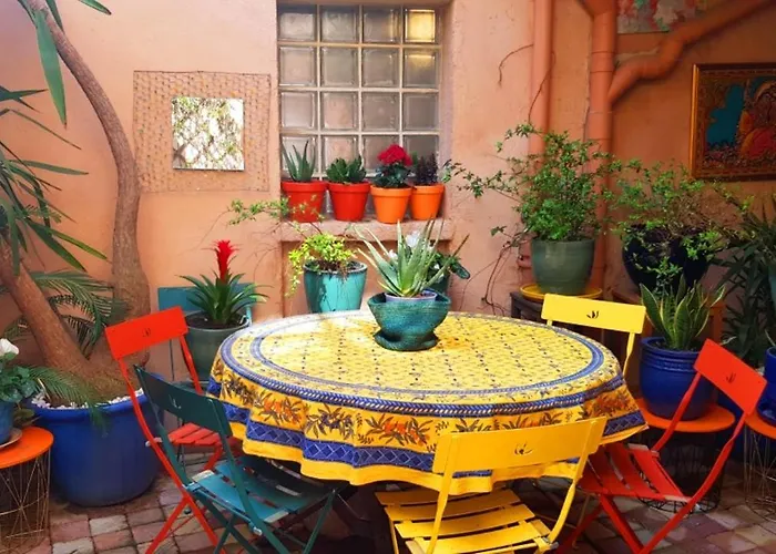 Petit Patio En Centre Apartamento Nimes